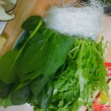 馋火锅好久了附近海底捞火锅店还没有开门，只能自己先解