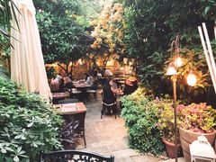 -Seraser Fine Dining Restaurant
