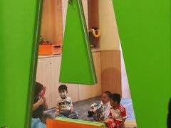 -金宝贝早教(富力广场中心)