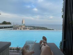 -瑰丽酒店·海吧·天际下午茶·现场DJ·天台酒吧