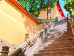 -九华山风景区月身宝殿