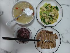 -爱月宝月嫂·育儿嫂(哈尔滨总店)