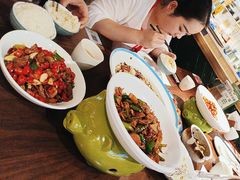 -湖兰金牌小炒肉(椒江万达店)