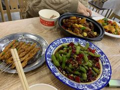 -江城燕子大排档(江汉路步行街店)