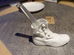 -穹六人间 people 6(岳阳路店)