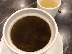 青橄榄炖龙骨汤-陆记鹅庄·潮汕菜·狮头鹅(大仟里店)