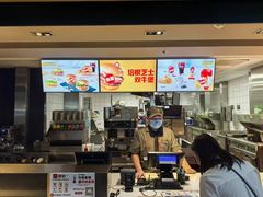 -麦当劳(鄂尔多斯机场店)
