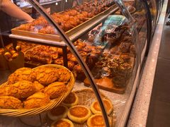 -巴黎贝甜(大宁国际商业广场店)