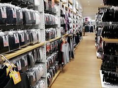 -优衣库(哈尔滨香坊万达广场店)