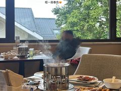 -鲤鱼洲酒店港鲤咖啡厅