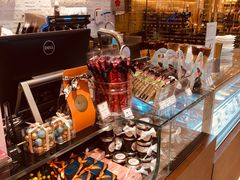 -VENCHI 闻绮(北京国贸商城店)