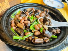 黄鳝花生煲-东方之猪四更烤乳猪(金垦总店)