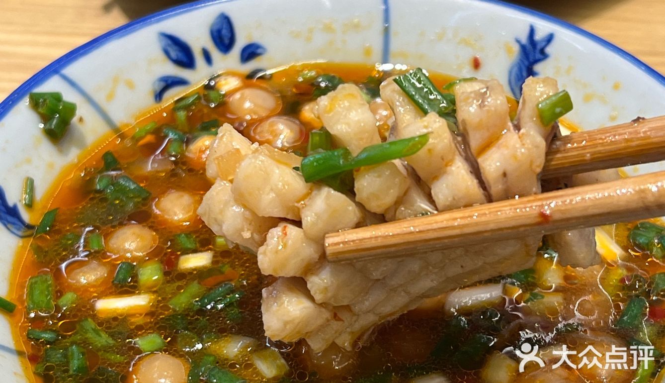 每位朋友来上海，都会被我带去吃的鱼火锅🍲