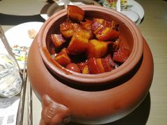 招牌红烧肉-前海沿·青岛菜(李沧万达店)
