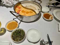 鸳鸯锅-红雀围·海鲜火锅(陆家嘴中心店)