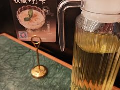 -新白鹿餐厅(湖滨银泰IN77C区店)