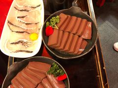 谭公鸭血-谭鸭血老火锅·匠心(环球港旗舰店)