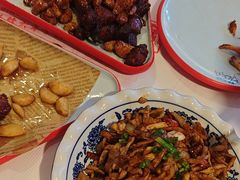 -老闵田螺馆·南昌市井菜·特色小吃(总店)