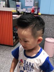 -Mengbaby·萌宝贝儿童理发(保利广场店)