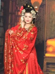 -盘子女人坊生日照·摄影馆(华强店)