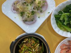 -鹏城人家海鲜酒家·23年老字号(较场尾店)