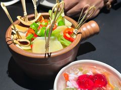 -麻六记(凤凰汇店)