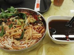 -红鼻子桂林米粉(金唐新光界店)