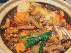 -沙胆彪炭炉牛杂煲(上海日月光广场店)