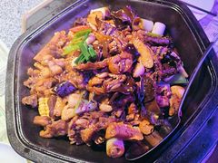 -蛙来哒(汇一城黑金冠店)