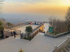 -紫金山山顶公园