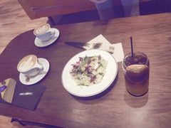 -ZING COFFEE 镜咖啡