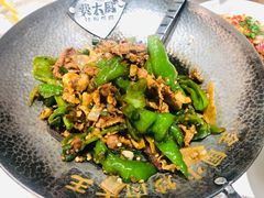 -费大厨辣椒炒肉(黄兴中心广场店)