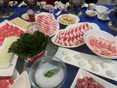 -世贸万锦大酒店·烹大师火锅达人