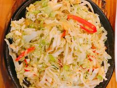 -鹤乡东北菜(崮山路店)