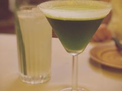 滴滴罗勒叶-龙门阵茶屋川菜馆(武康路店)