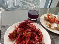 -云端西餐厅(南宁龙光那莲豪华精选酒店)