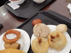 -聚德华天护国寺小吃(甜水园店)