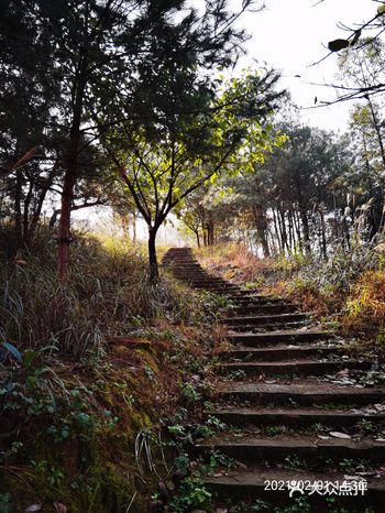 千里广大是为城，斗碗之量则为寨