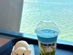 -抱抱地球咖啡馆(国家海洋博物馆店)