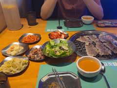 -唯成•韩国炭火烤肉 유성고기
