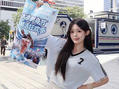 -雍容荟帝王蟹活龙虾展台自助(IFS黑金店)