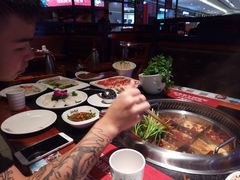 -麻辣英雄重庆火锅(陈江天益城店)