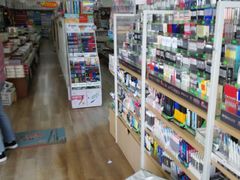 -育才书店(三孝口店)