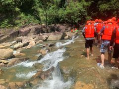 -雅鲁激流探险漂流