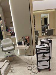-Mentor Hair Salon