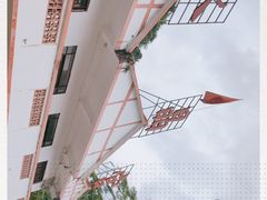 -巴马水晶宫