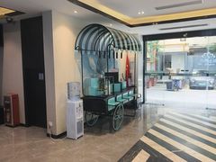 -粤塔X趣影电竞酒店(天河广场车陂地铁站店)