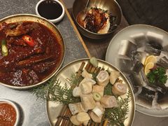 -草家酱蟹炭火烤肉店(珲春南路二店)