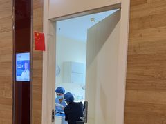 -极光口腔·矫正种植修复(锦江店)