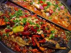 -鸣记脆皮烤鱼·海鲜烤鱼(三八广场店)